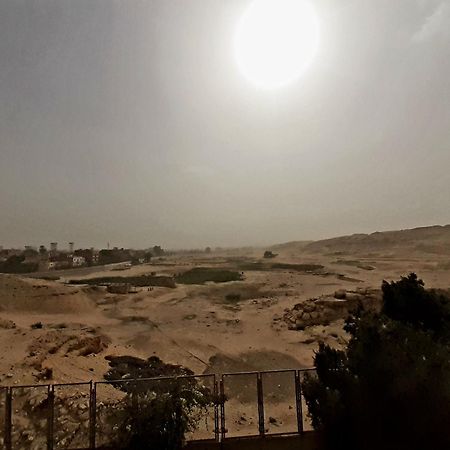 Tut Pyramids View Hotel Kafrat al Jabal Exterior foto