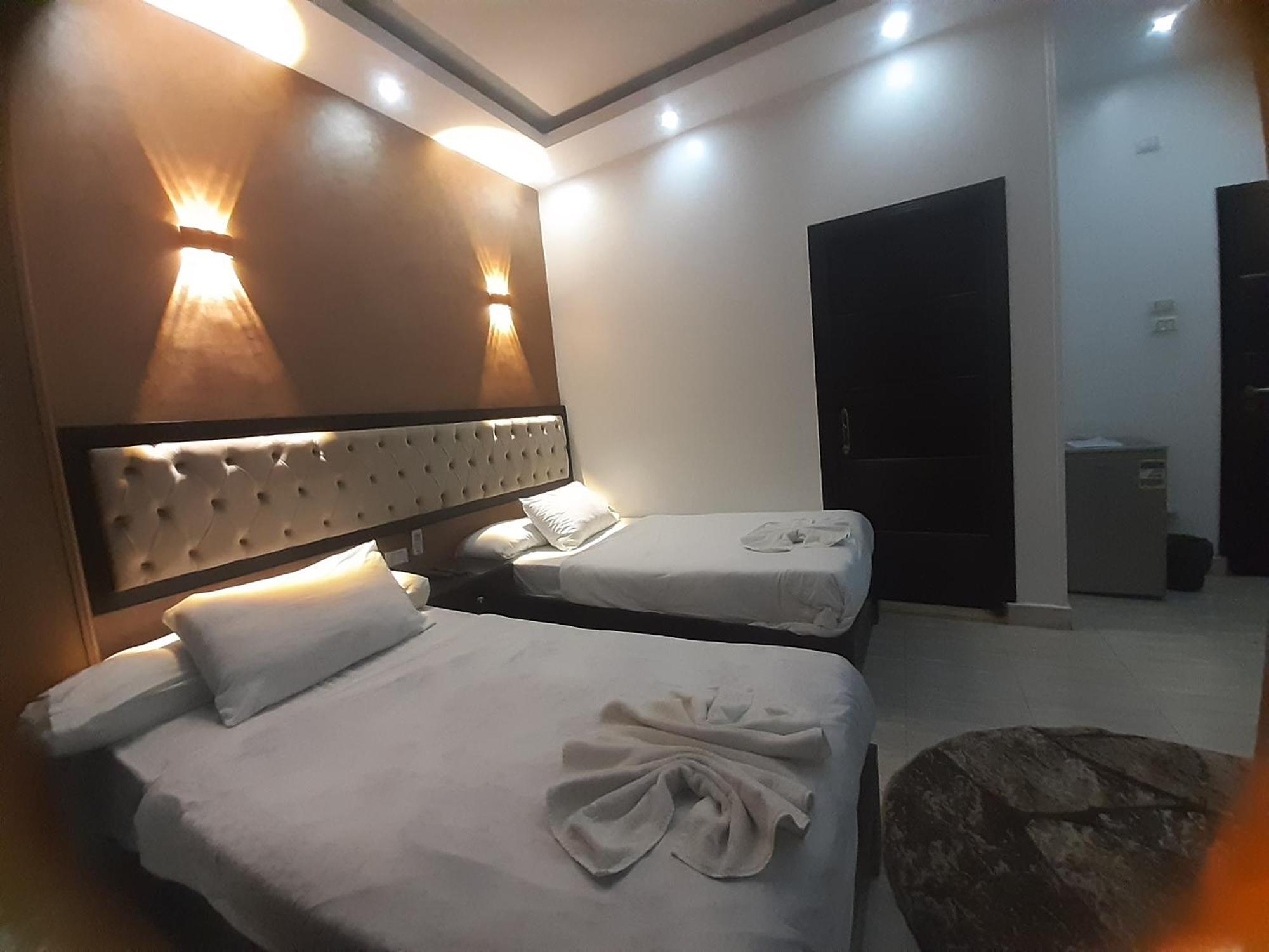 Tut Pyramids View Hotel Kafrat al Jabal Exterior foto