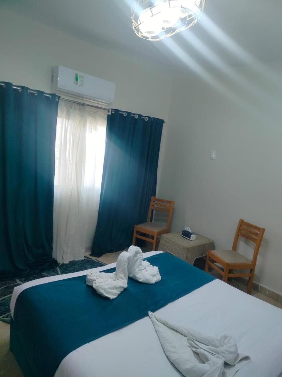 Tut Pyramids View Hotel Kafrat al Jabal Exterior foto
